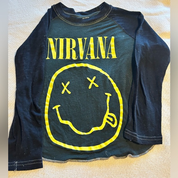 Get Your Rock n Roll on!! Child’s Nirvana Tshirt - Picture 1 of 2